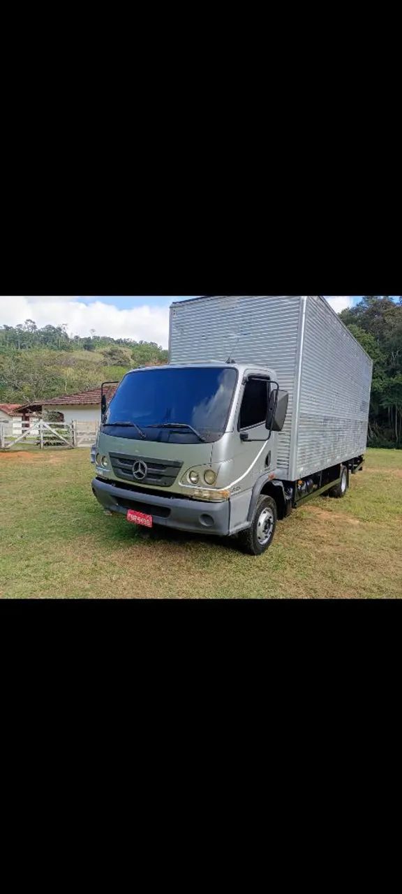Vende se Accelo 2014