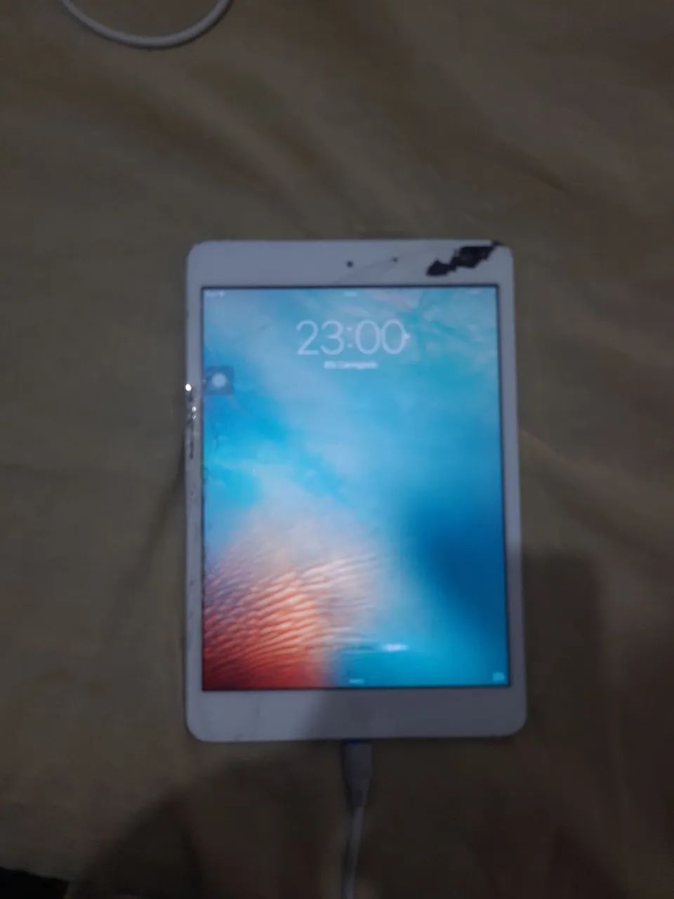 Apple Ipad 1 mini (vidro trincado) - Foto 2