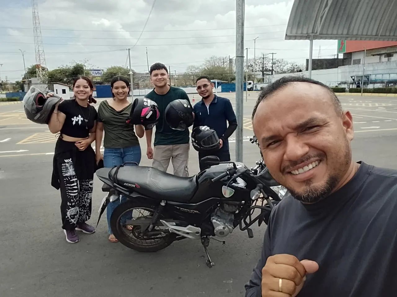 RAILSON INSTRUTOR DE MOTO. REALIZE SEU SONHO DE TER A SUA CNH