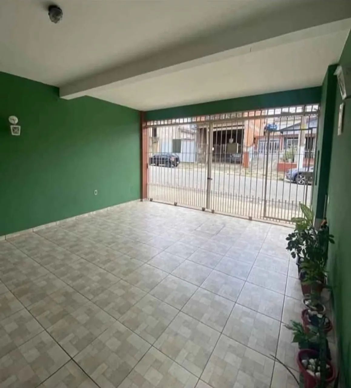 C.Casa no GLEBA 3 a Venda Próx a Praça. 