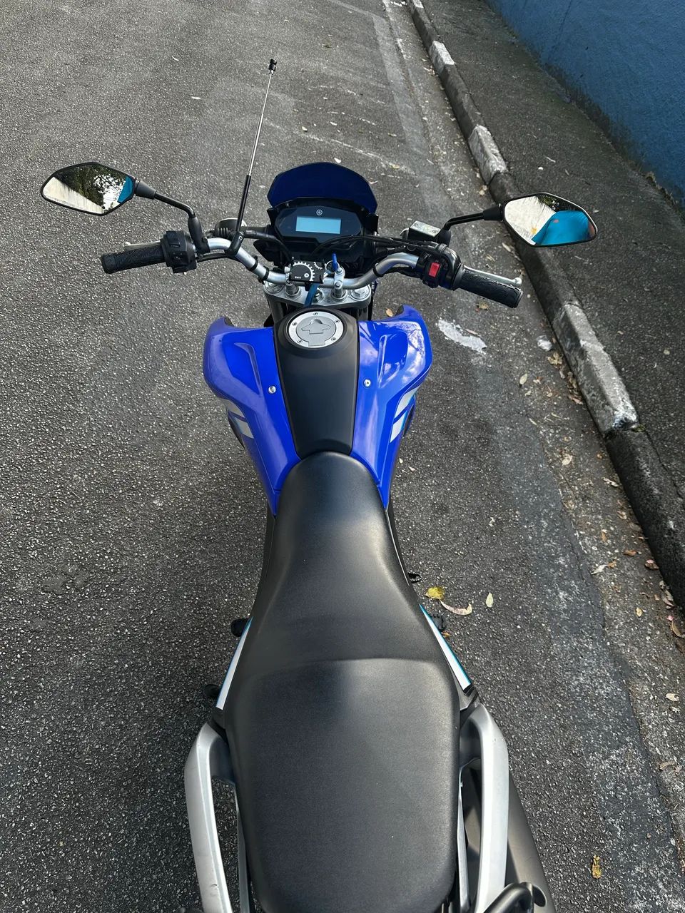 XTZ Lander ABS - Foto 2