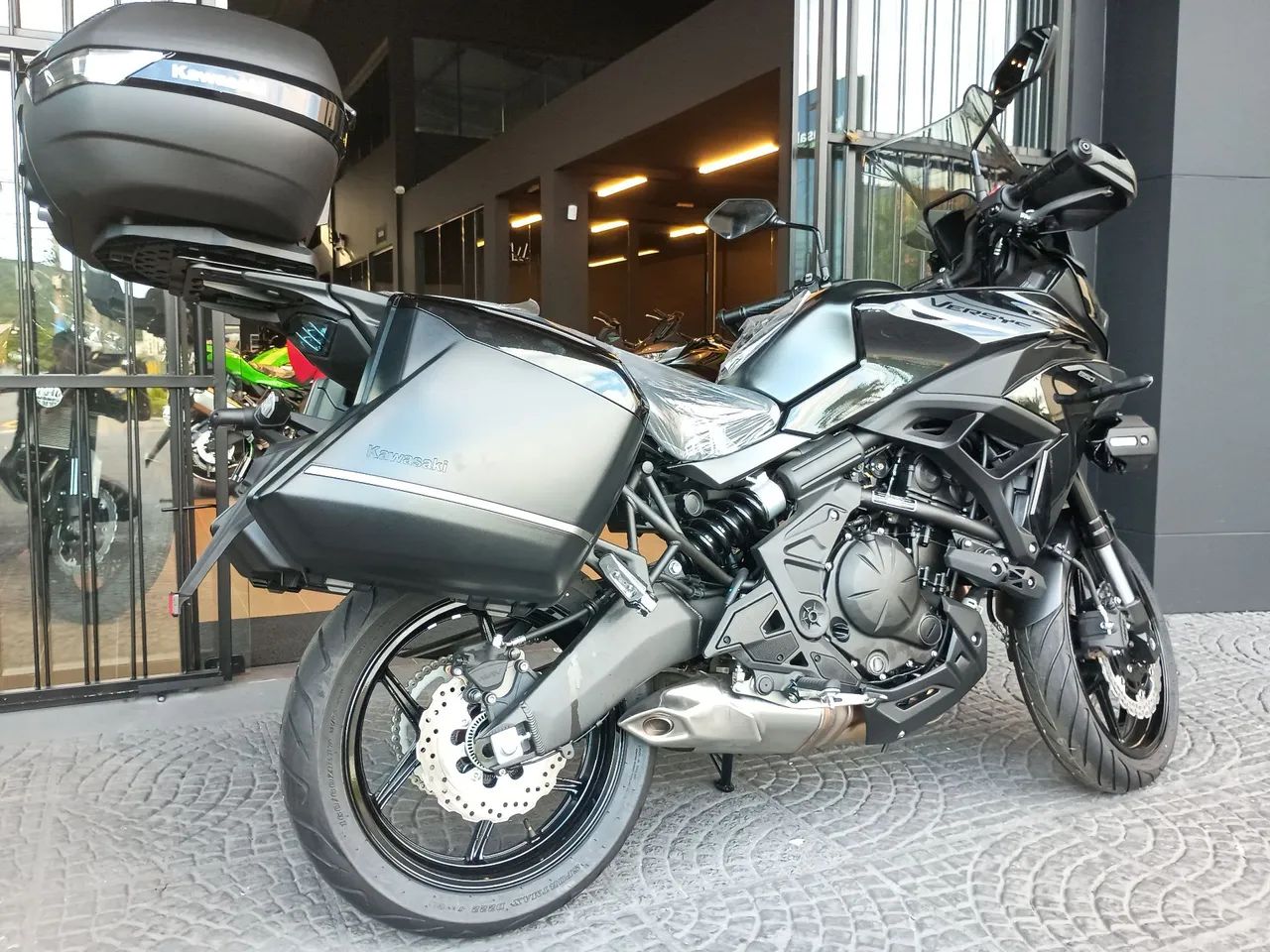 VERSYS 650 TOURER 2026 ZERO KM** - Foto 2