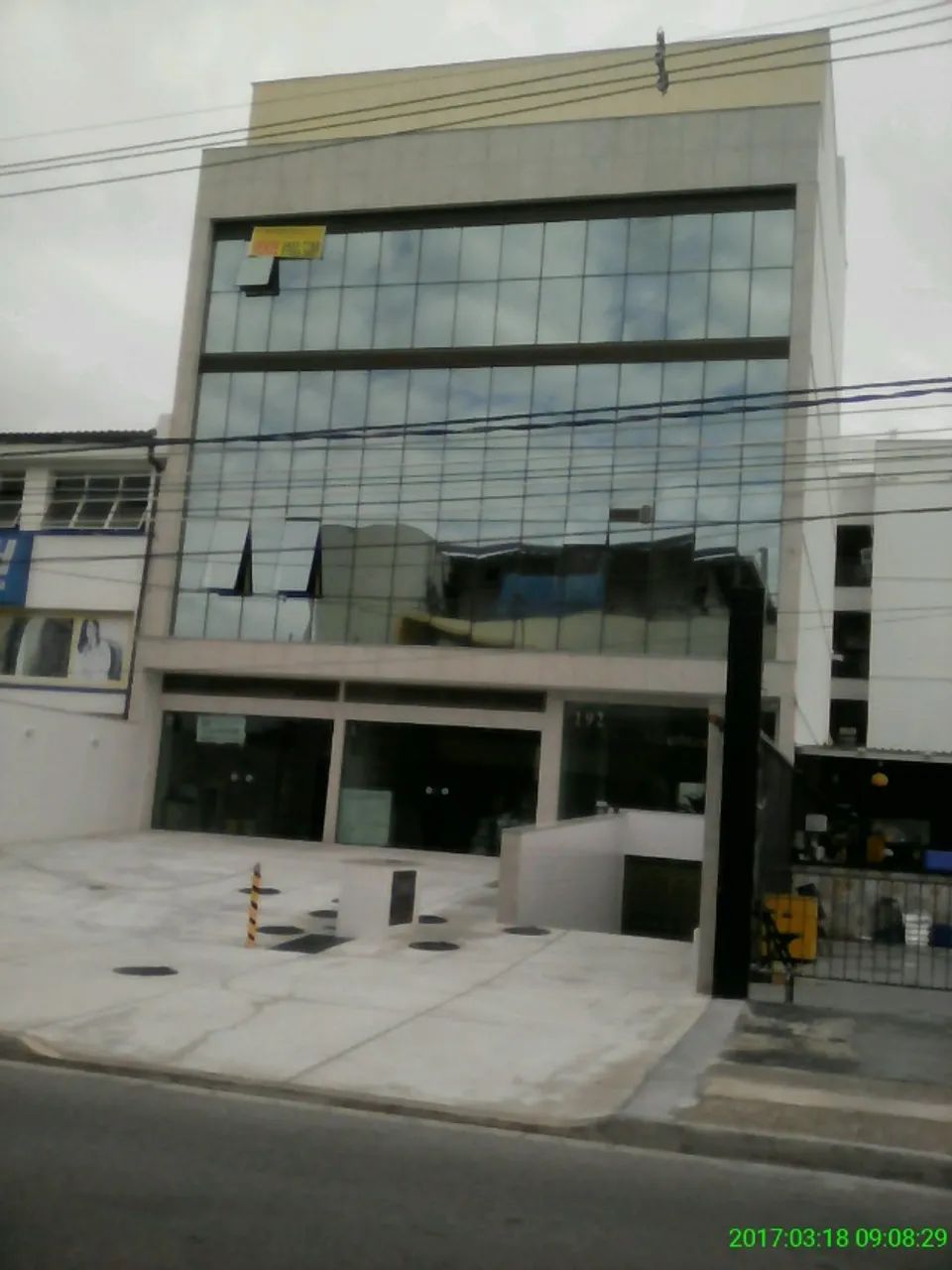 linda sala de frente com 35 m