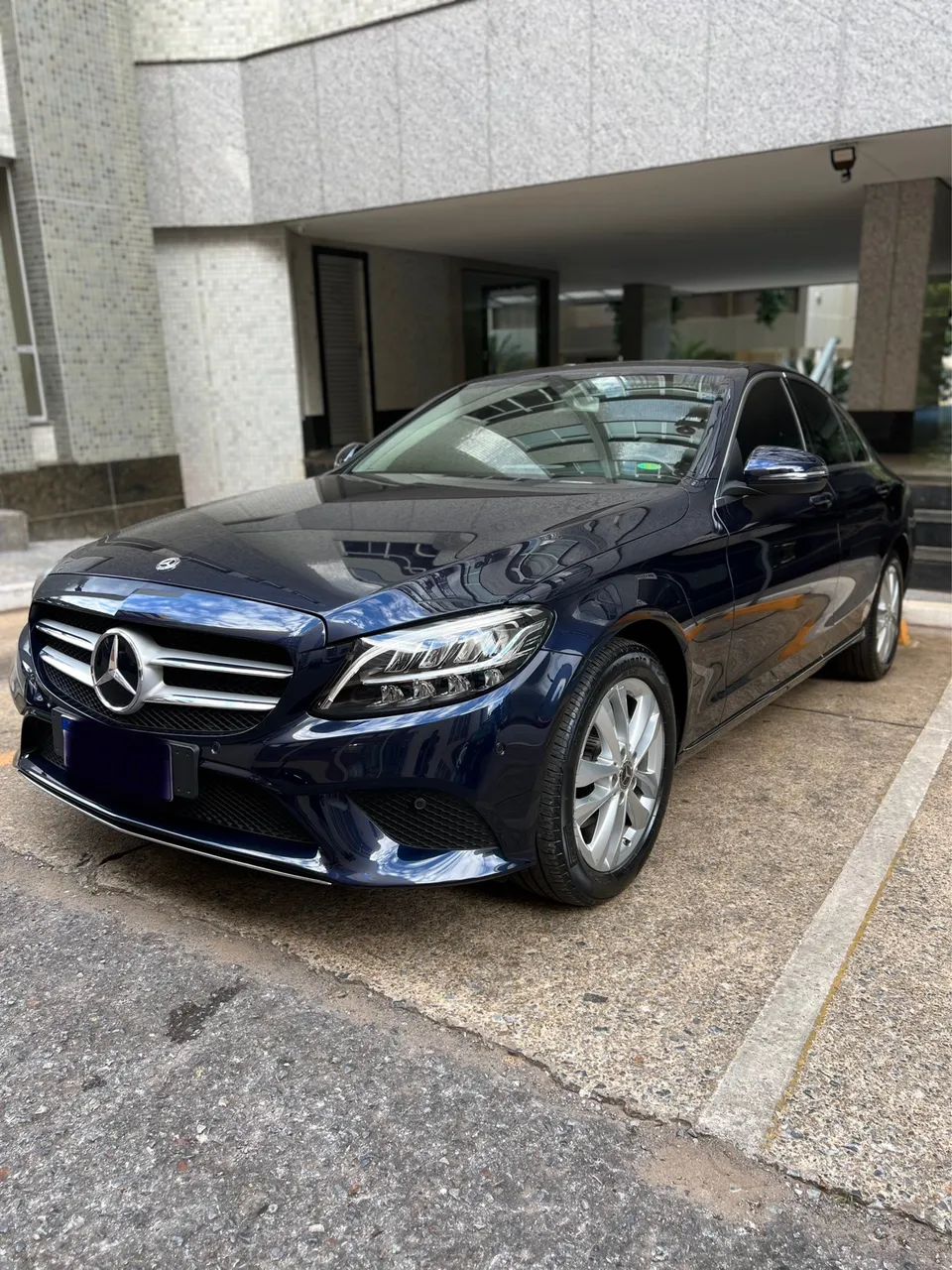 Mercedes-Benz C-200 2019