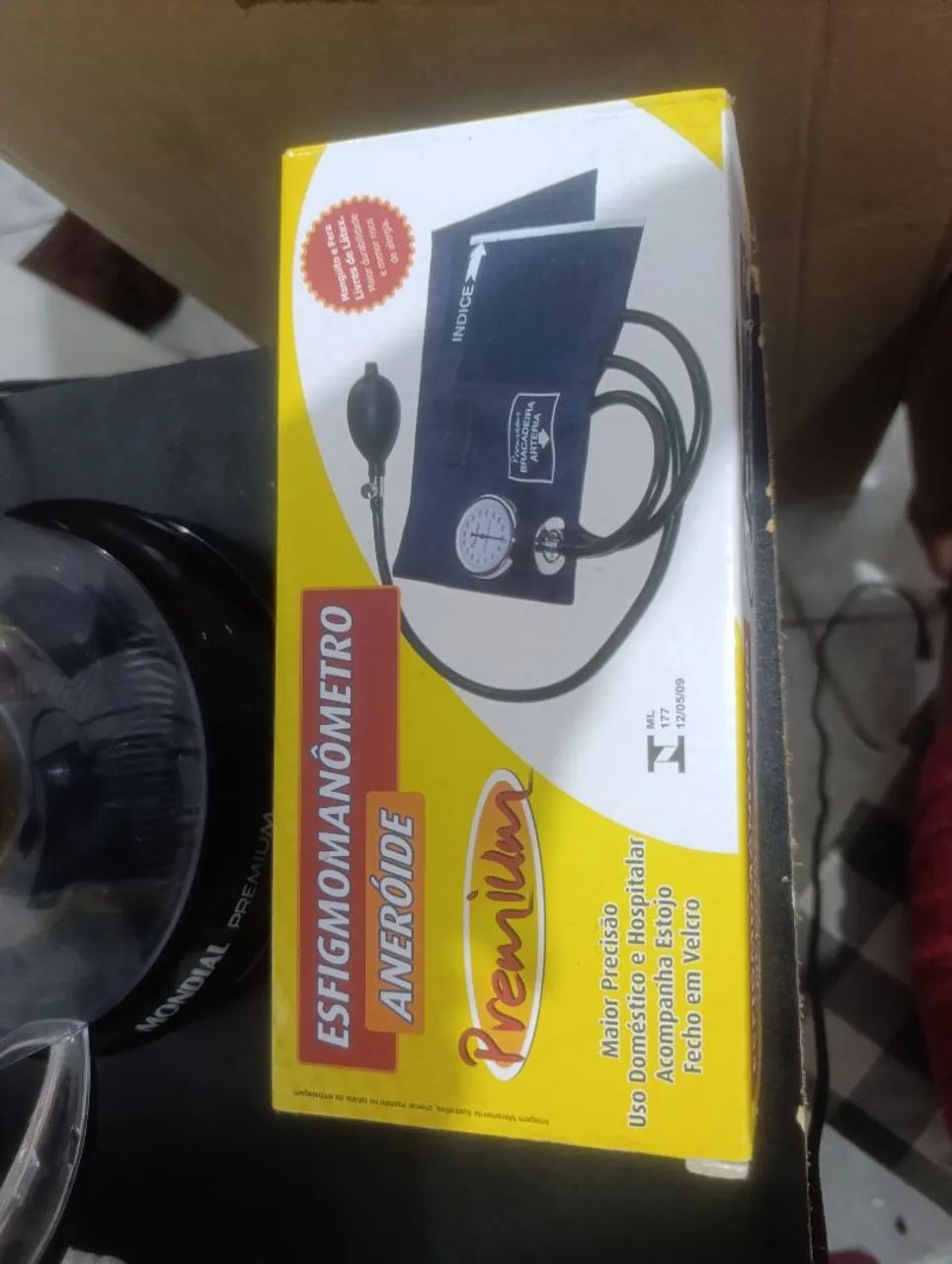 Vende-se medidor de pressão esfigmomanômetro 