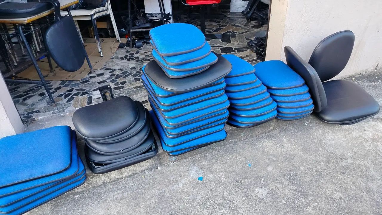 Cadeiras secretária fixa nova - Foto 3