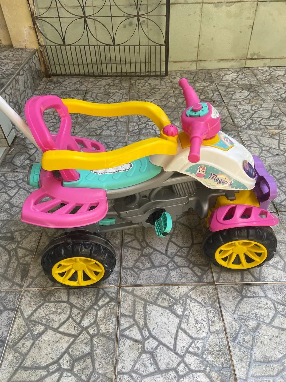 Quadriciclo infantil menina  - Foto 3