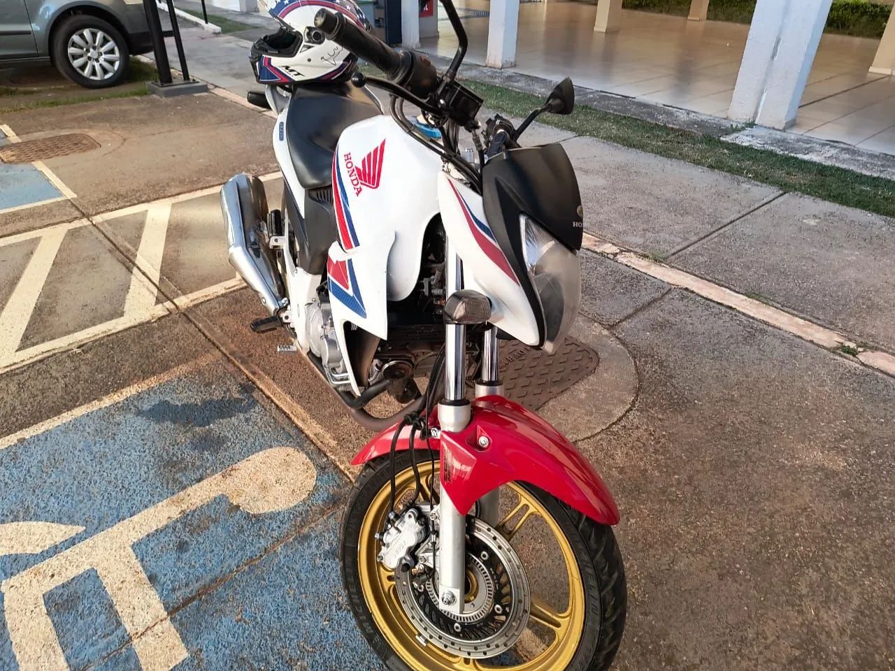 Cb 300 - Foto 2