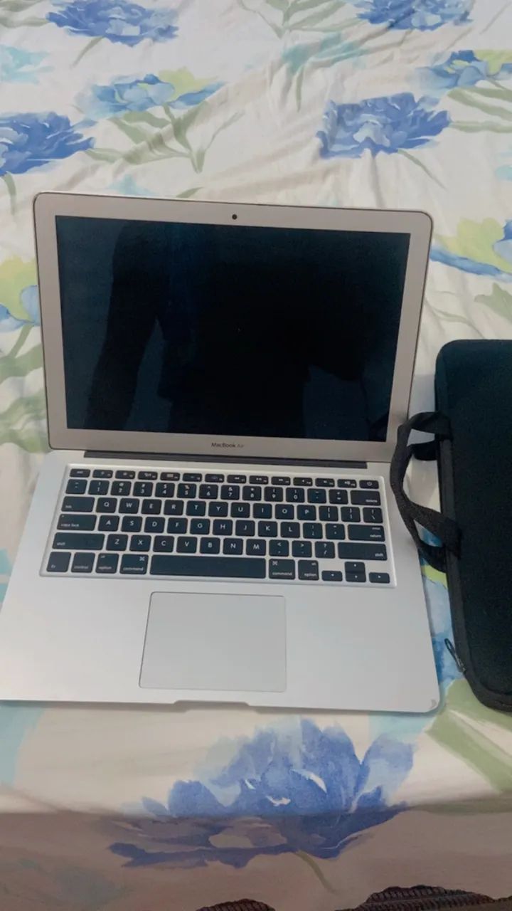 MacBook Air 13" 2017 Intel Core i5 8GB - Muito Conservado