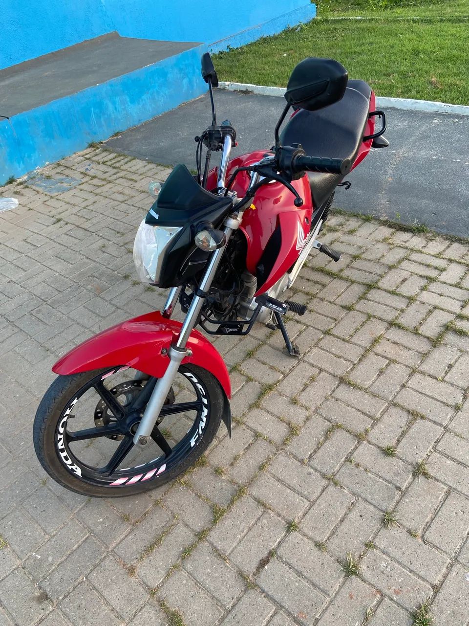 Vendo Fan 150 2014 - Foto 2