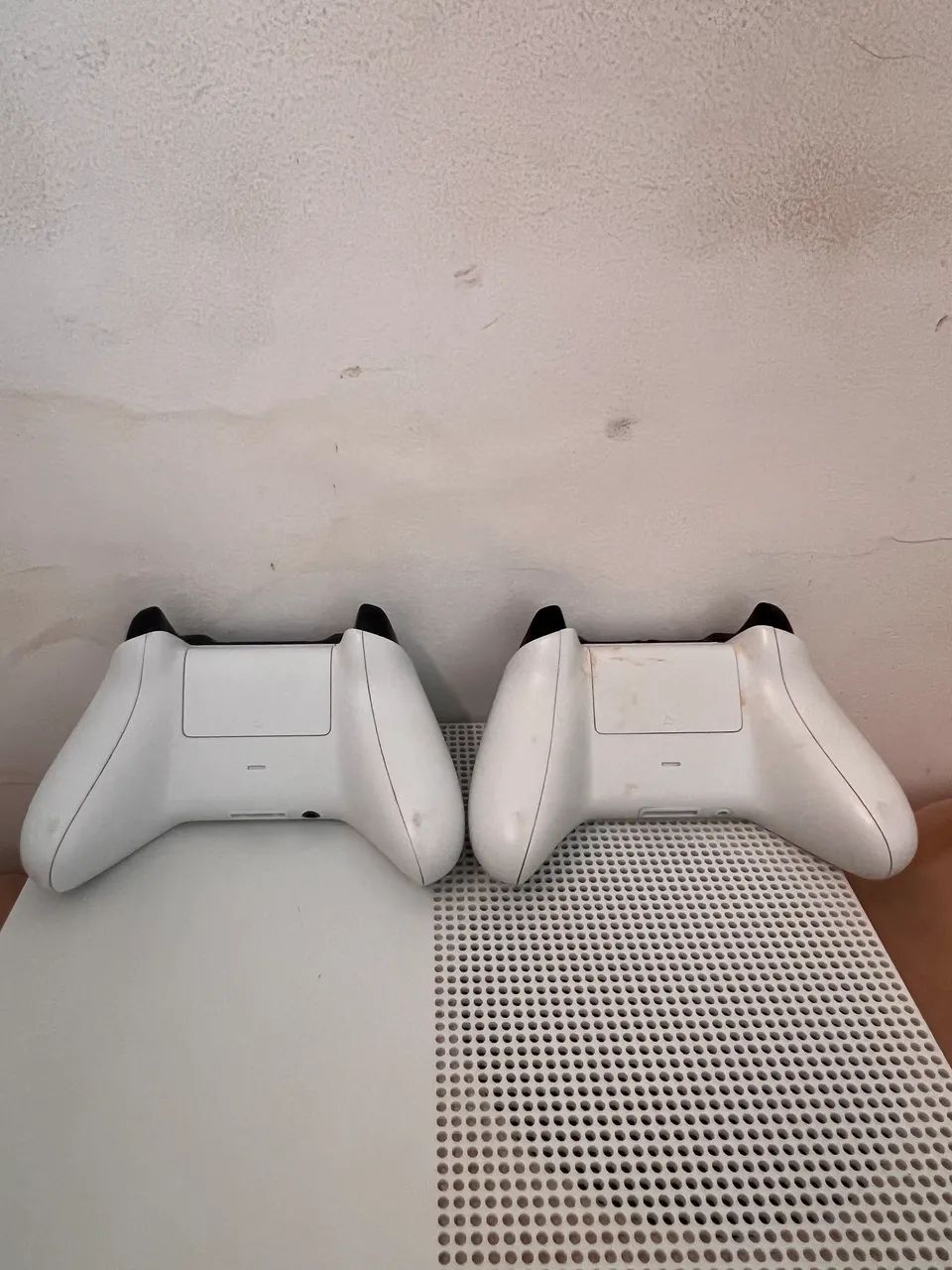 Xbox One S + Controle Original - Funcionando Perfeitamente