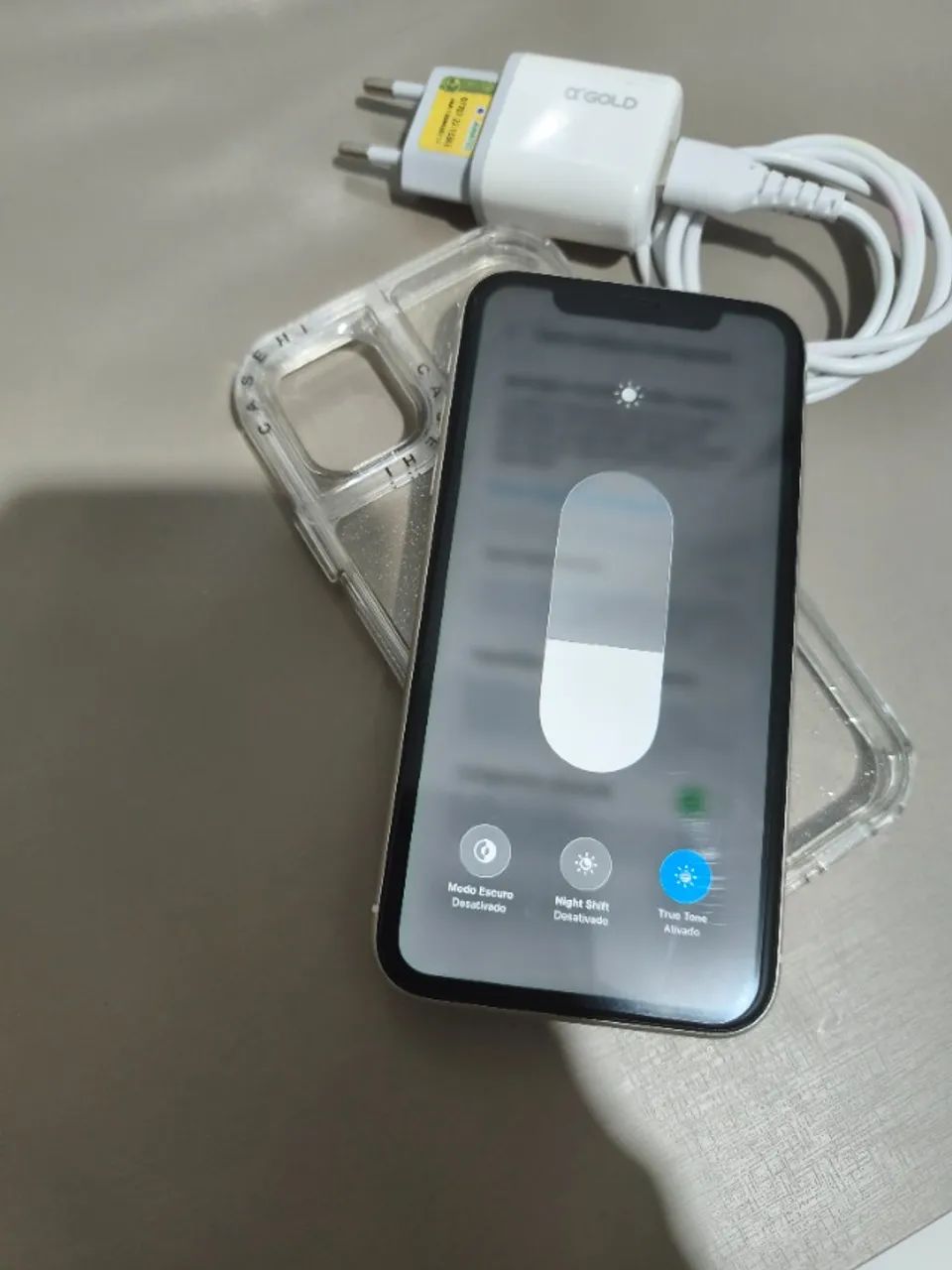 iPhone 11 branco 128GB perfeito estado - Foto 2