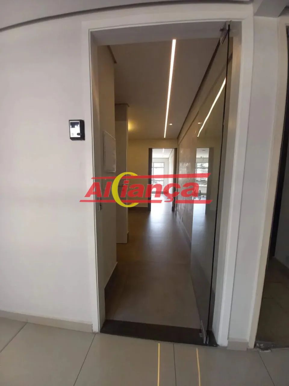 Sala Comercial à Venda - 35m² no Centro de Guarulhos | Edifício Center II - Foto 5