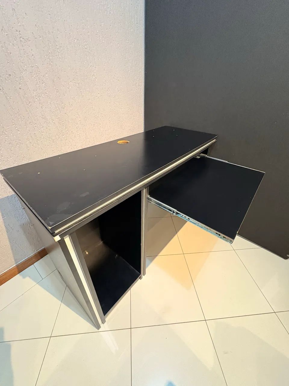MESA DE COMPUTADOR 