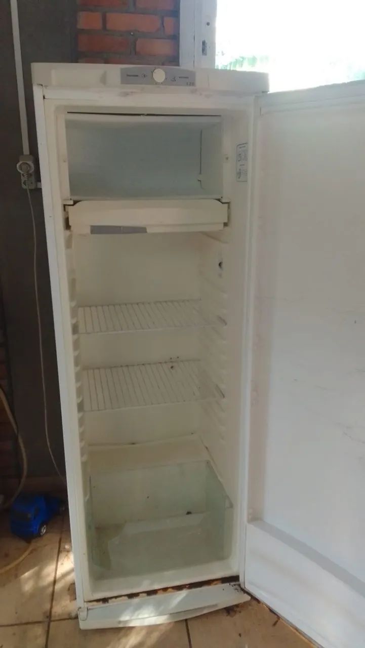 Vendo geladeira  - Foto 2