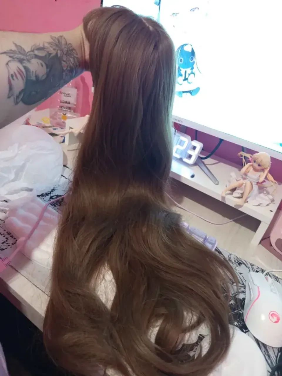 Kit com 2 perucas femininas bem cuidadas - Foto 3