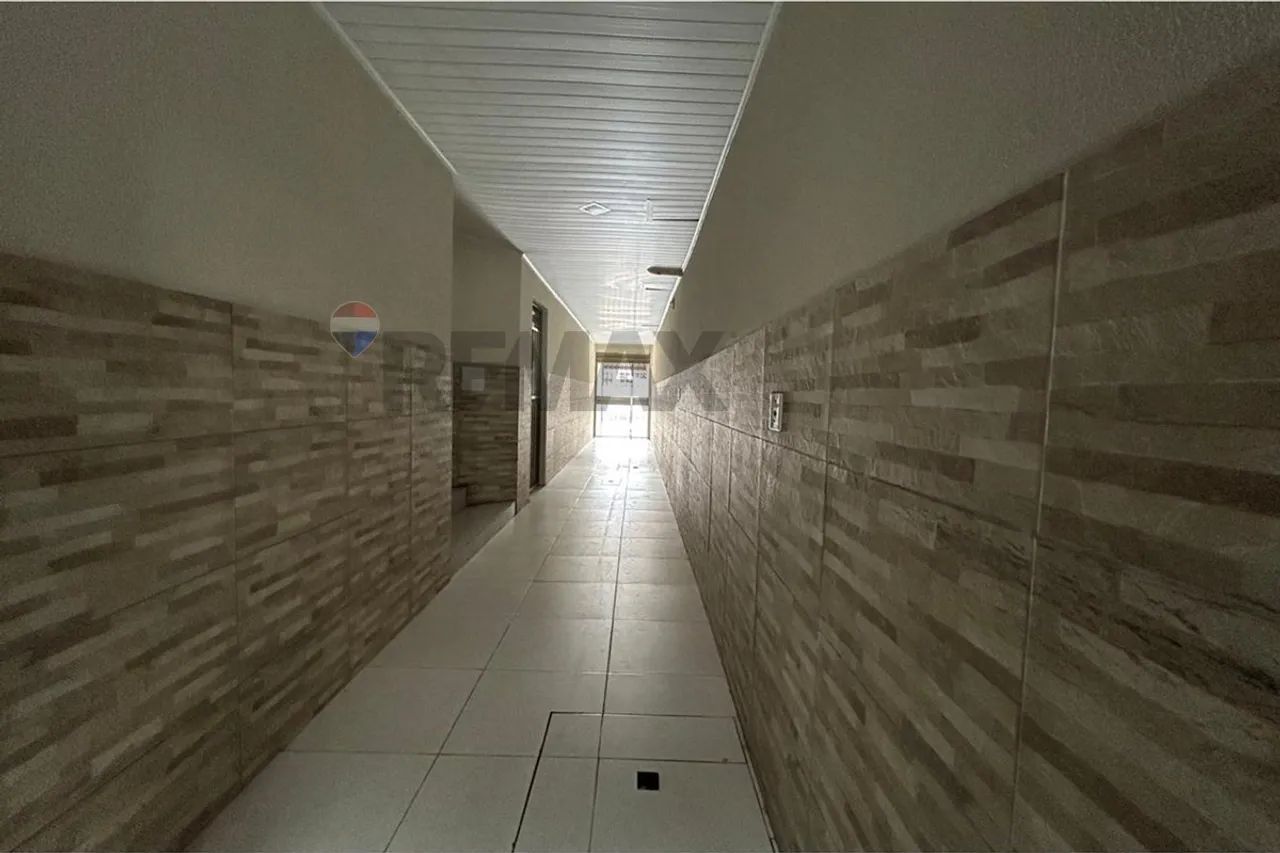 Ponto comercial e 4 apartamentos - Foto 2