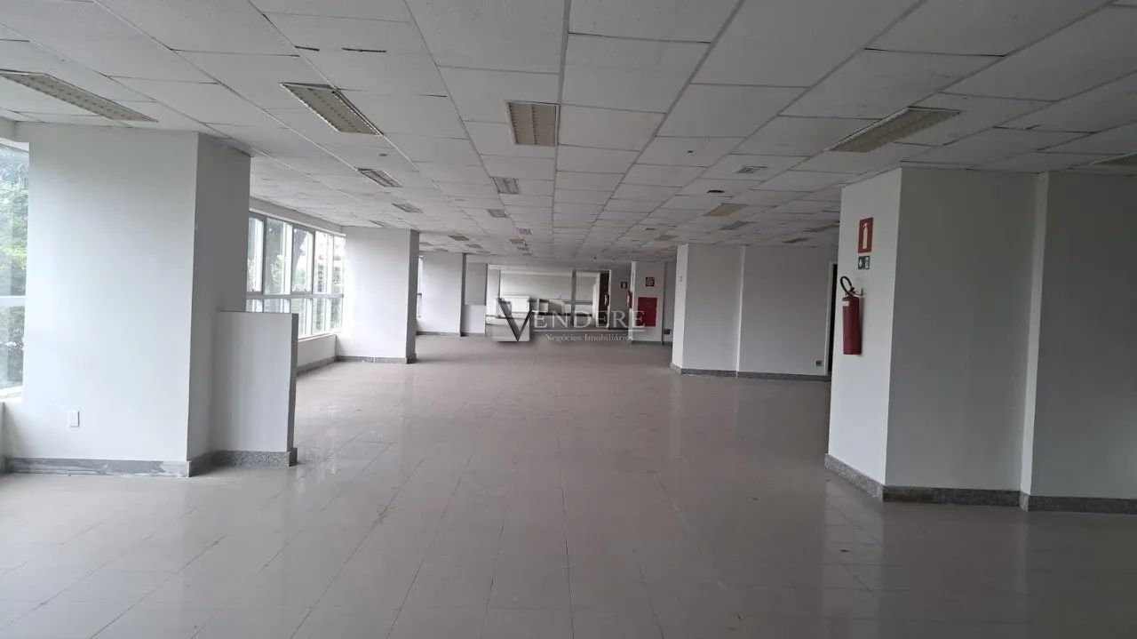Andar comercial com 1044m² para locação - Foto 2
