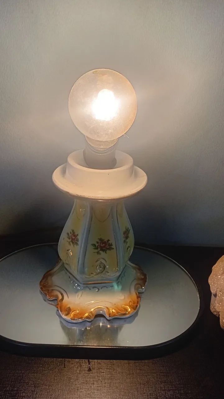 Abajur ponto de luz década de 40  em porcelana esmaltada - Foto 3