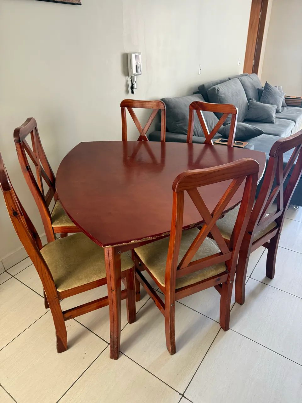Mesa e cadeiras  - Foto 3