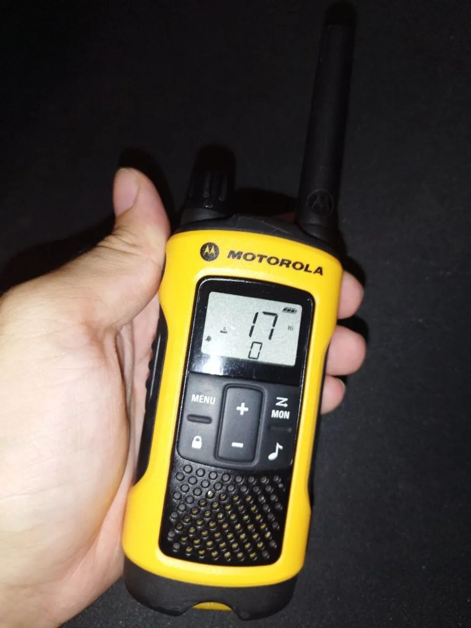 Rádio Comunicador Motorola - Amarelo (Usado) - Foto 2
