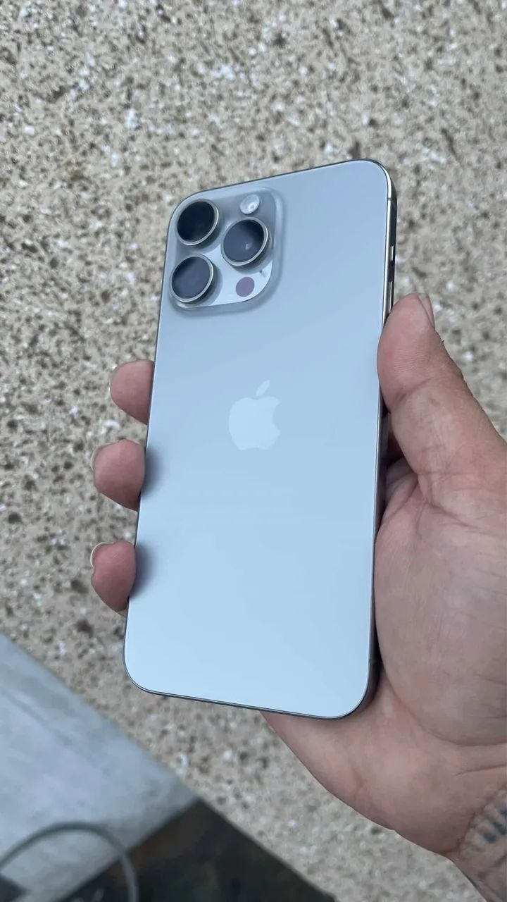 Iphone 15 pro max 256G impecável 