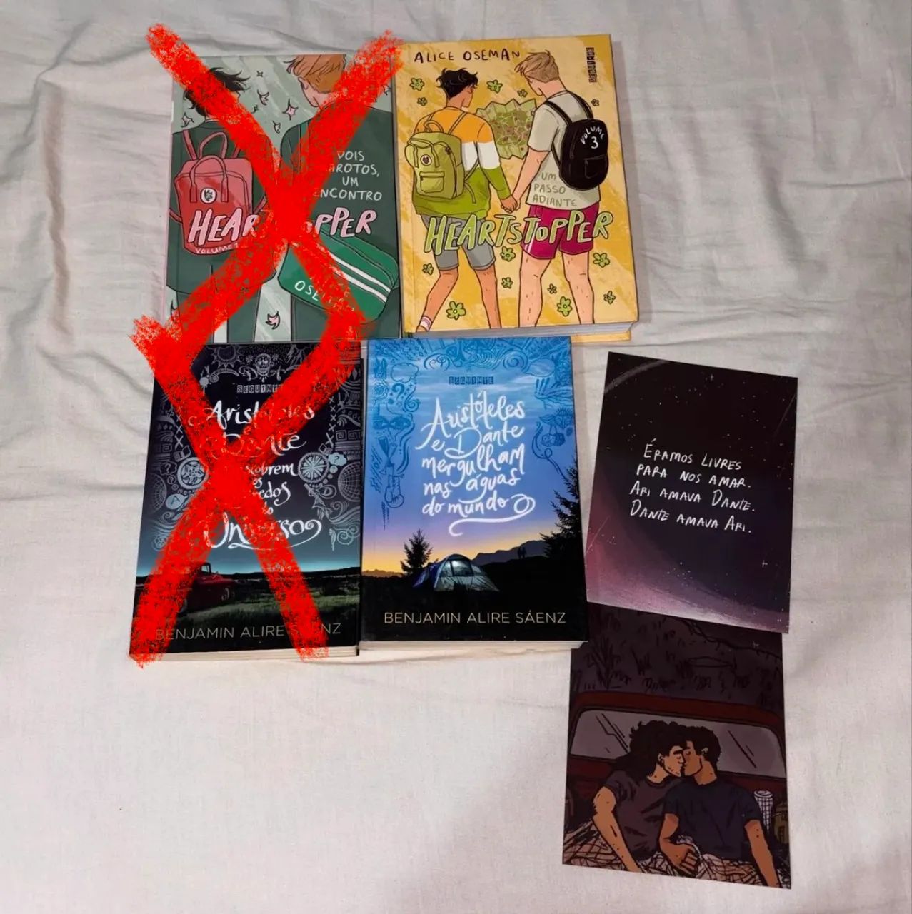 Livros Heartstopper e Aristóteles e Dante