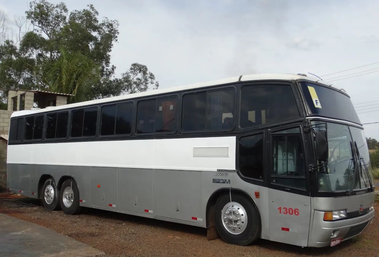 ONIBUS PRA TRANSFORMAR MOTORHOME