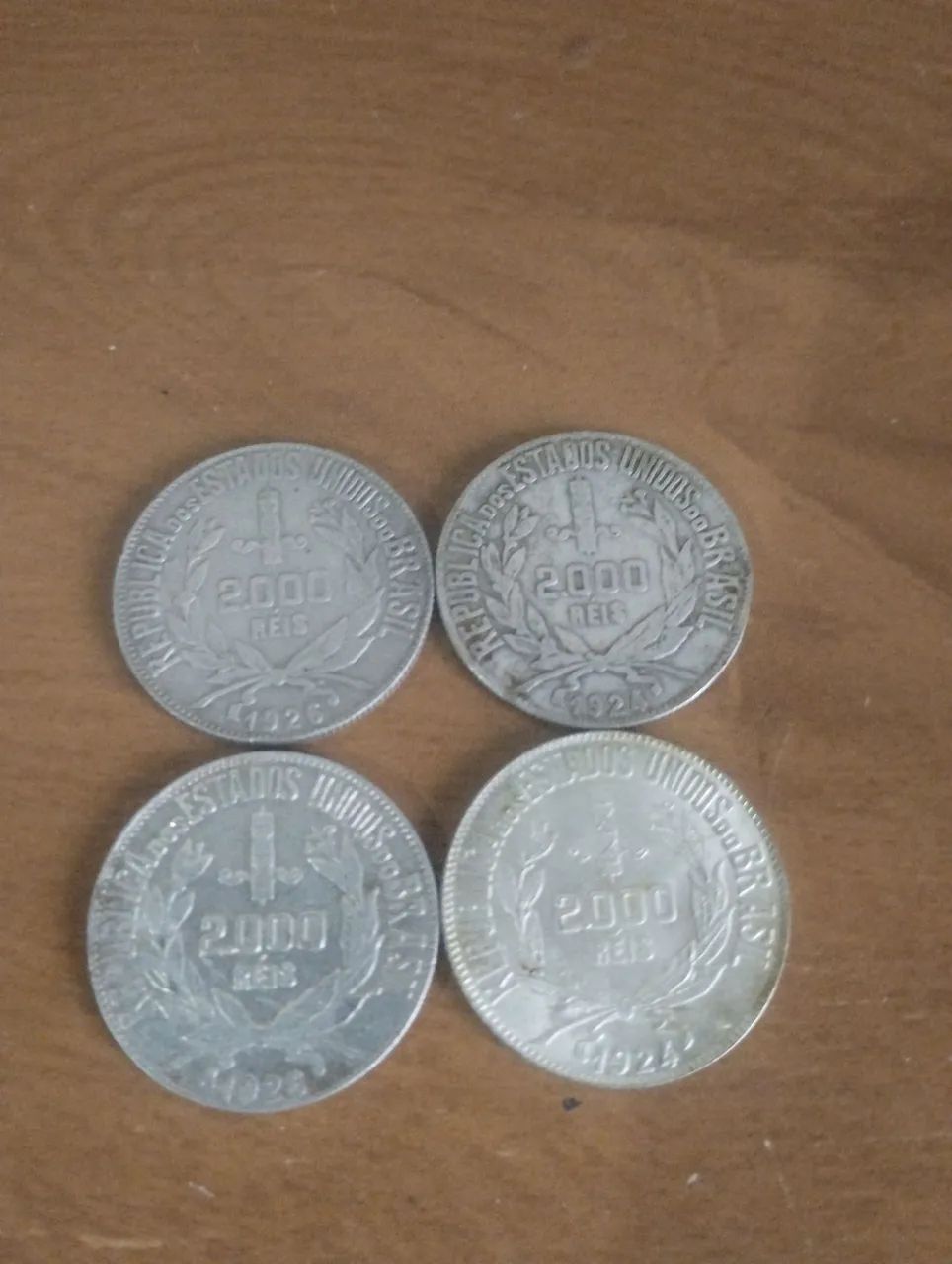 Vendo moedas de rei de prata 