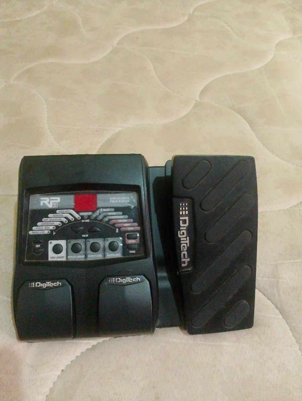 Pedaleira Digitech RP 90  - Foto 3