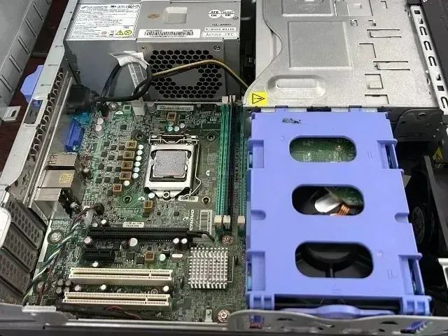 Computador Intel Core I3 | Windows 10 | Wifi -Envio Nacional - Foto 2