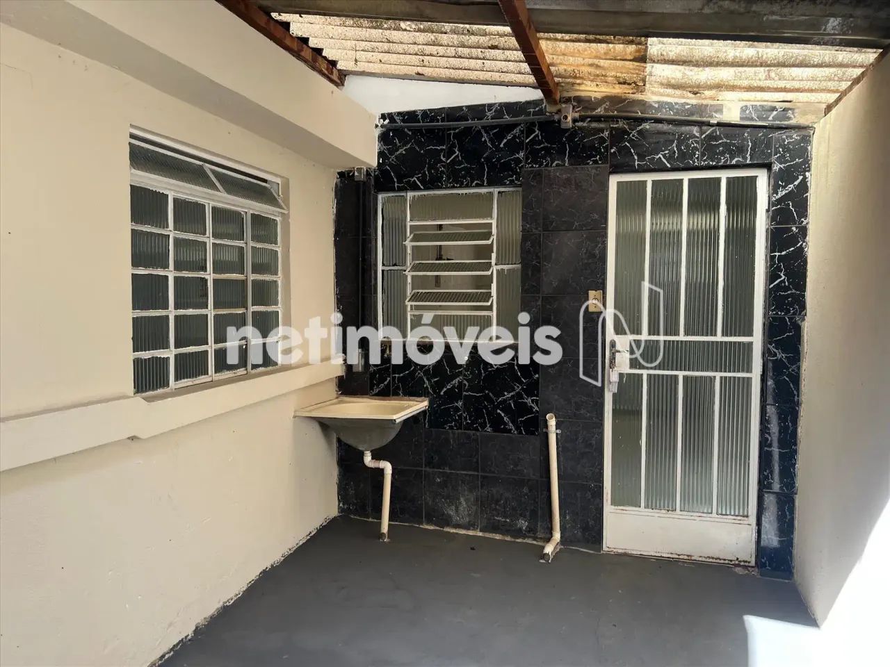 kitnet em ótima localização - Foto 2