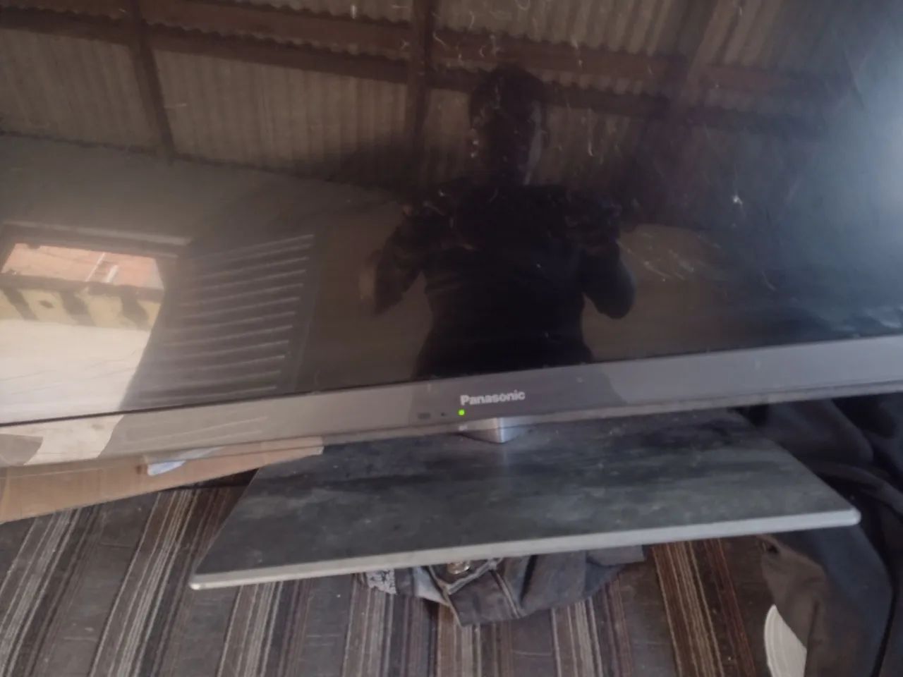 Vens e uma T.v 
