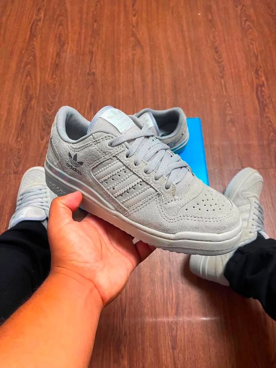 Adidas  - Foto 3