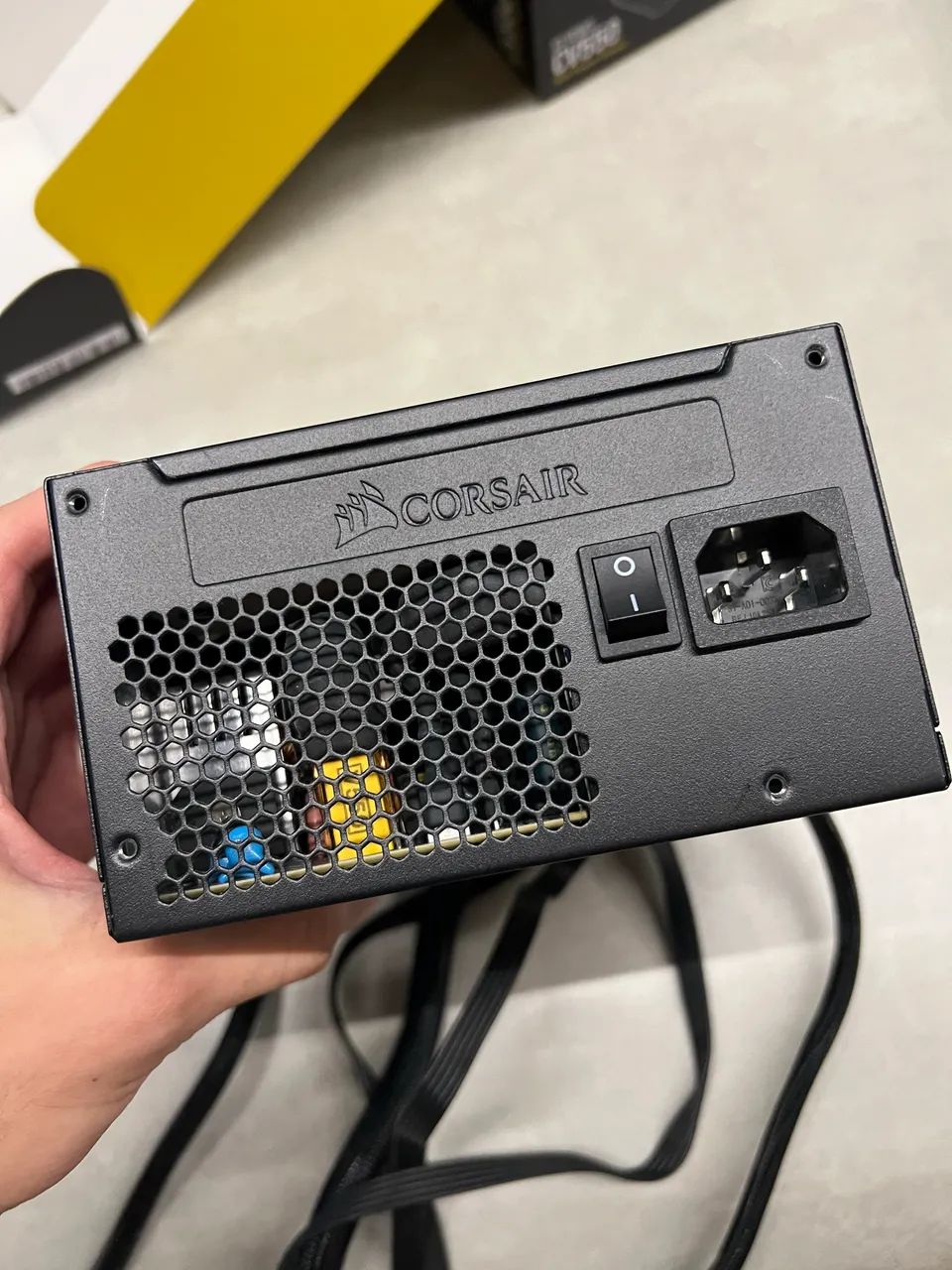 Fonte Corsair CV550 550w Perfeito Estado - Foto 3