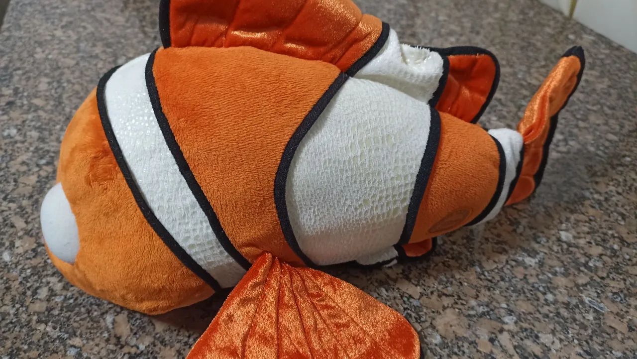 Pelúcia Nemo original Disney 24x43 cm - Foto 4