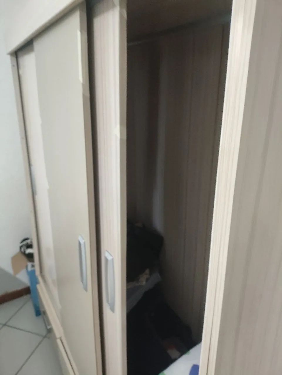 GUARDA ROUPA 3 PORTAS