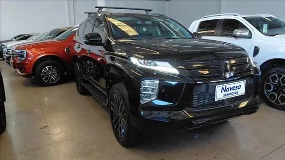 Mitsubishi Pajero 2024