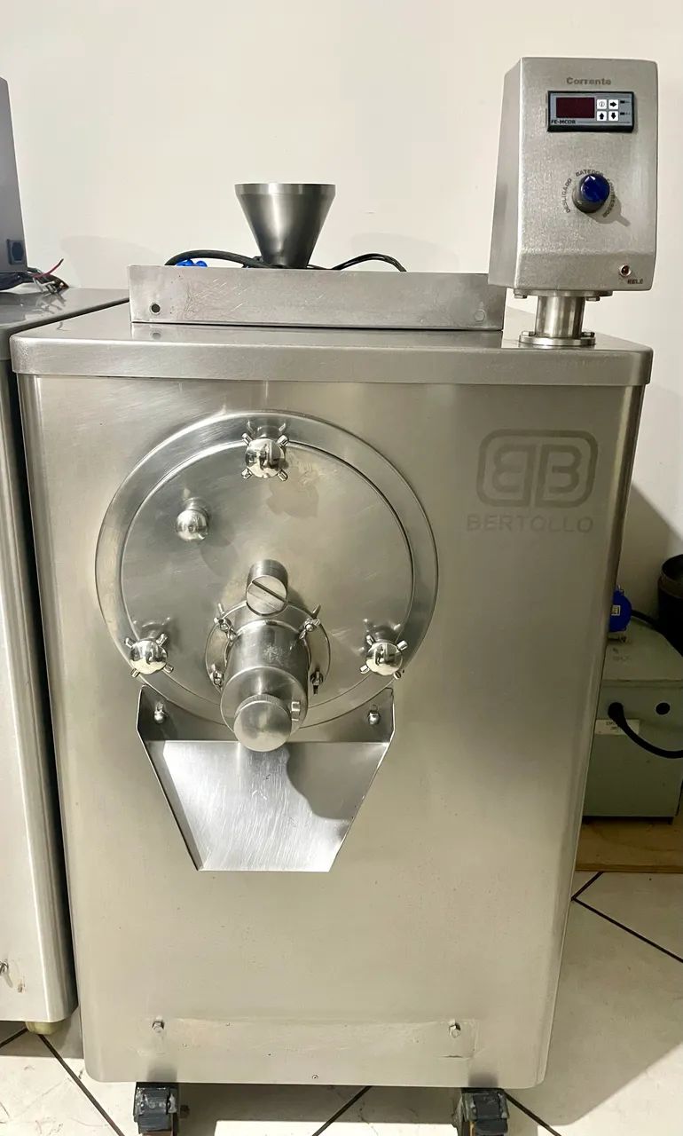 Produtora de sorvete e açaí Bertollo 180/200