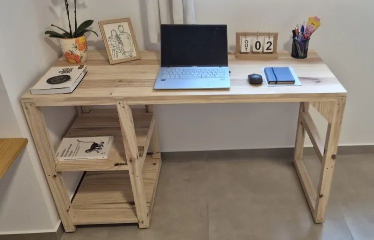 Mesa escrivaninha escritório madeira