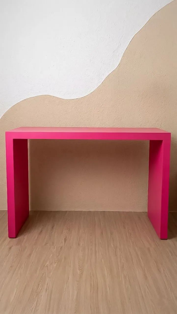 MESA DE EXPOSITOR DE LOJA - SEMI NOVO 