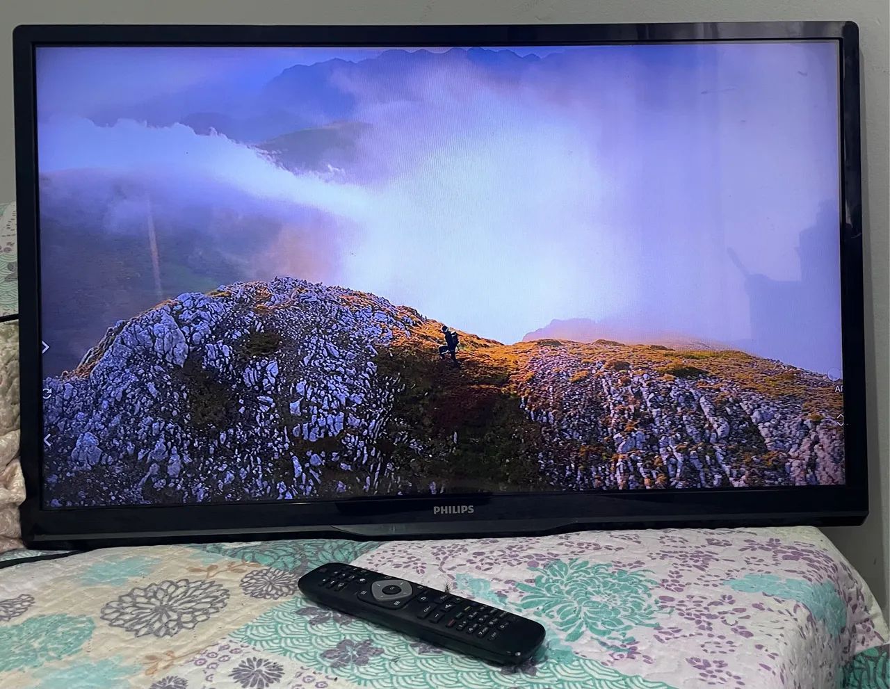 TV Philips 32 FULL HD (NÃO É SMART)