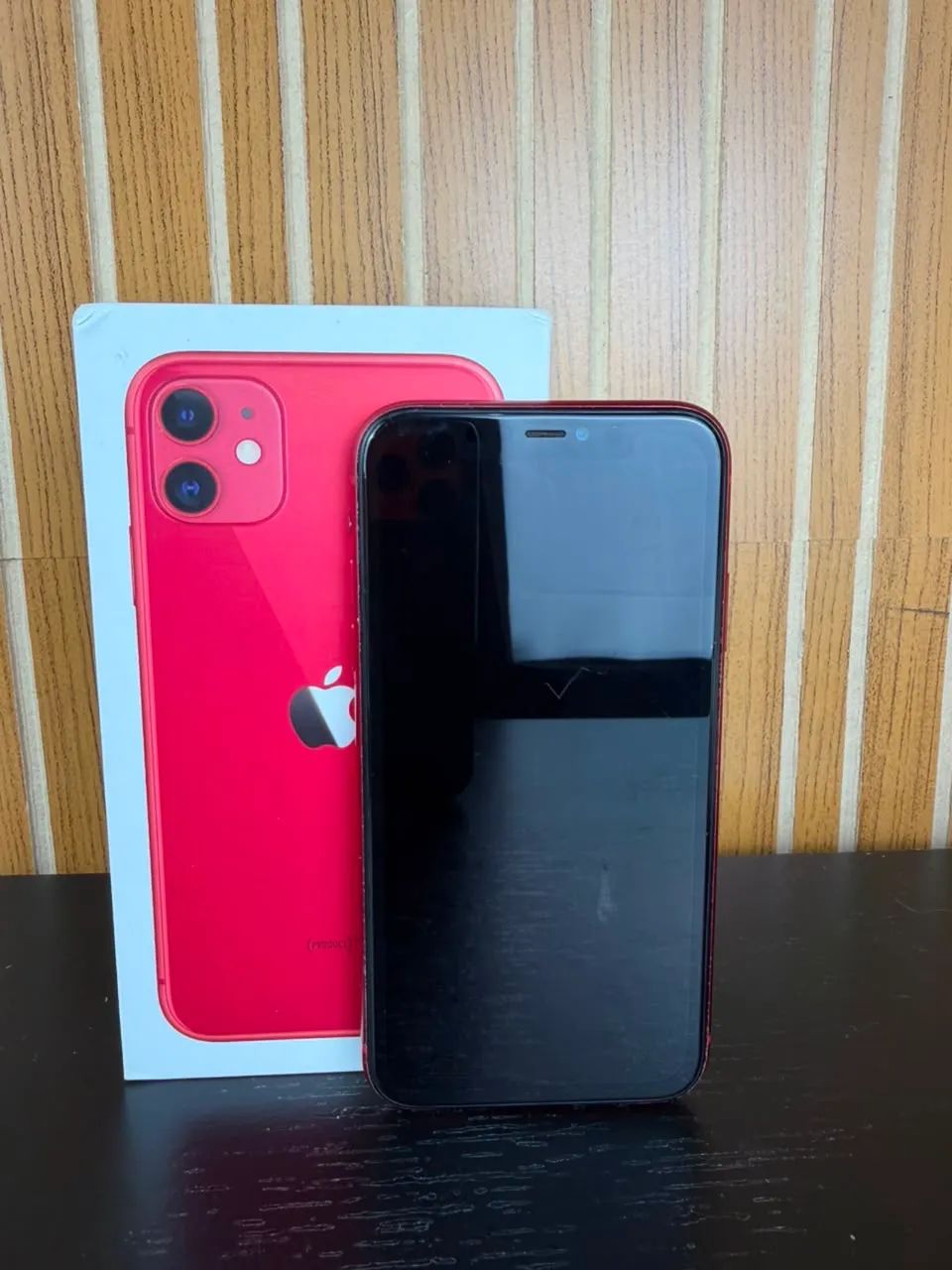 iPhone 11 256gb RED - Foto 2