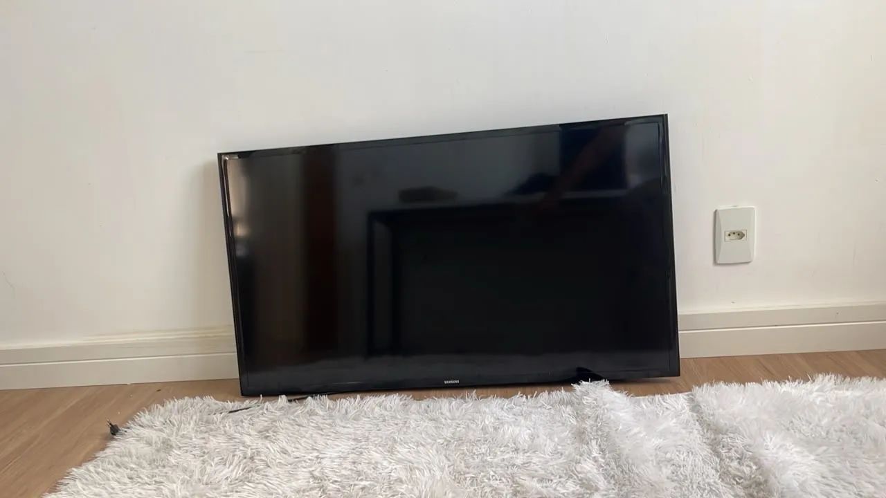 ? TV Smart Samsung 40? à venda - Foto 2