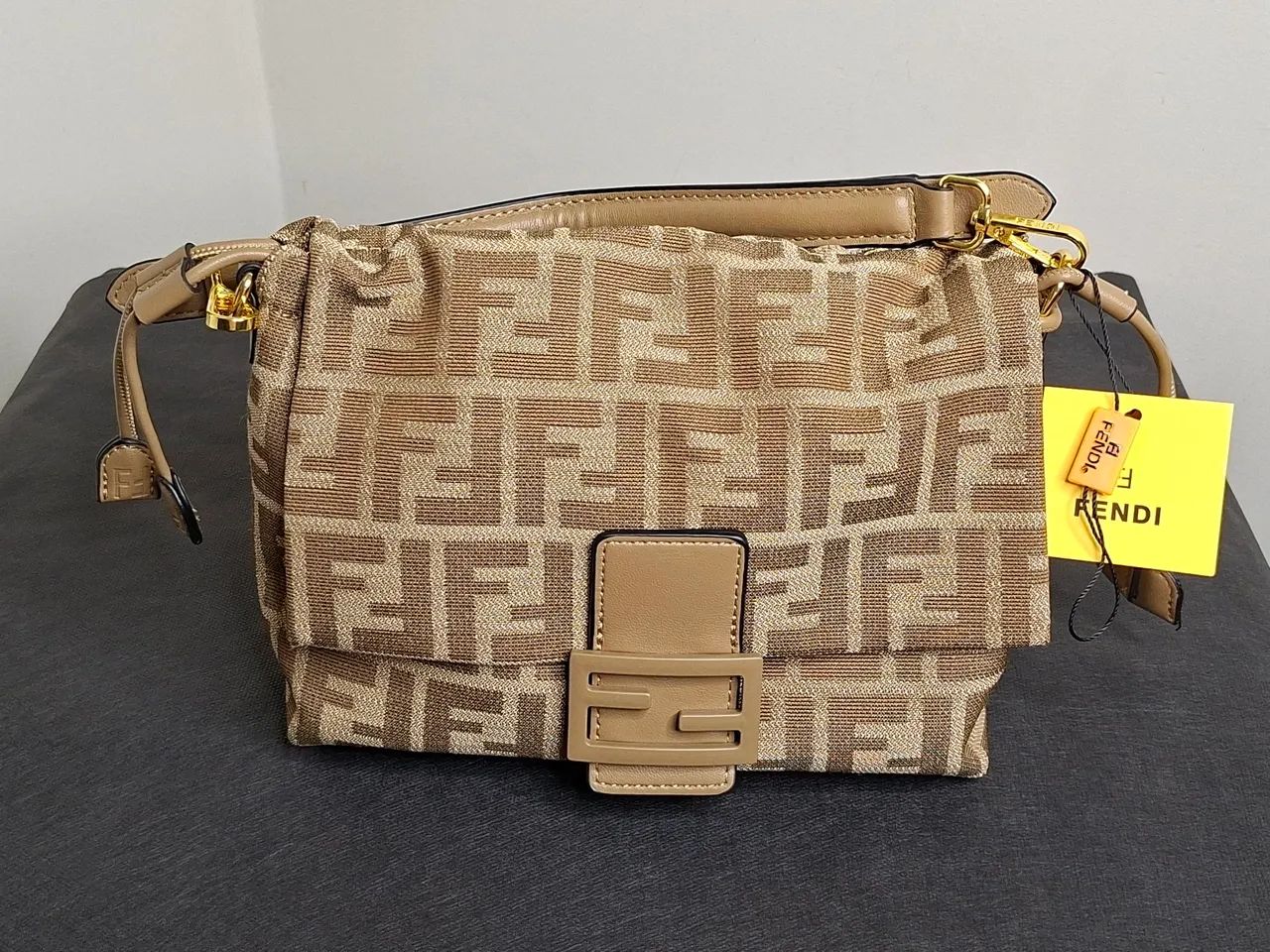 Bolsa Fendi Italiana - Foto 2