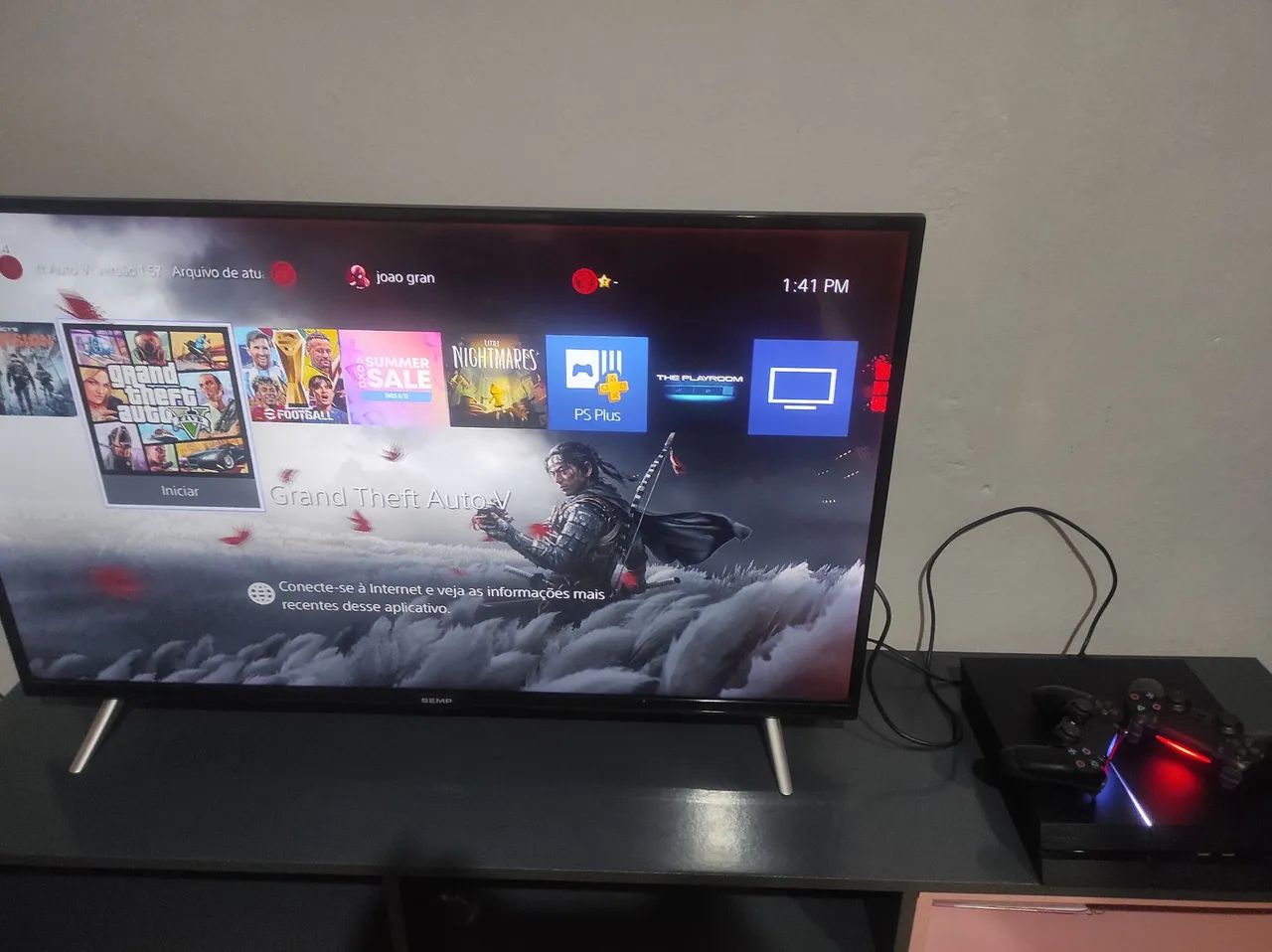 PS4 com 2 controles  - Foto 2
