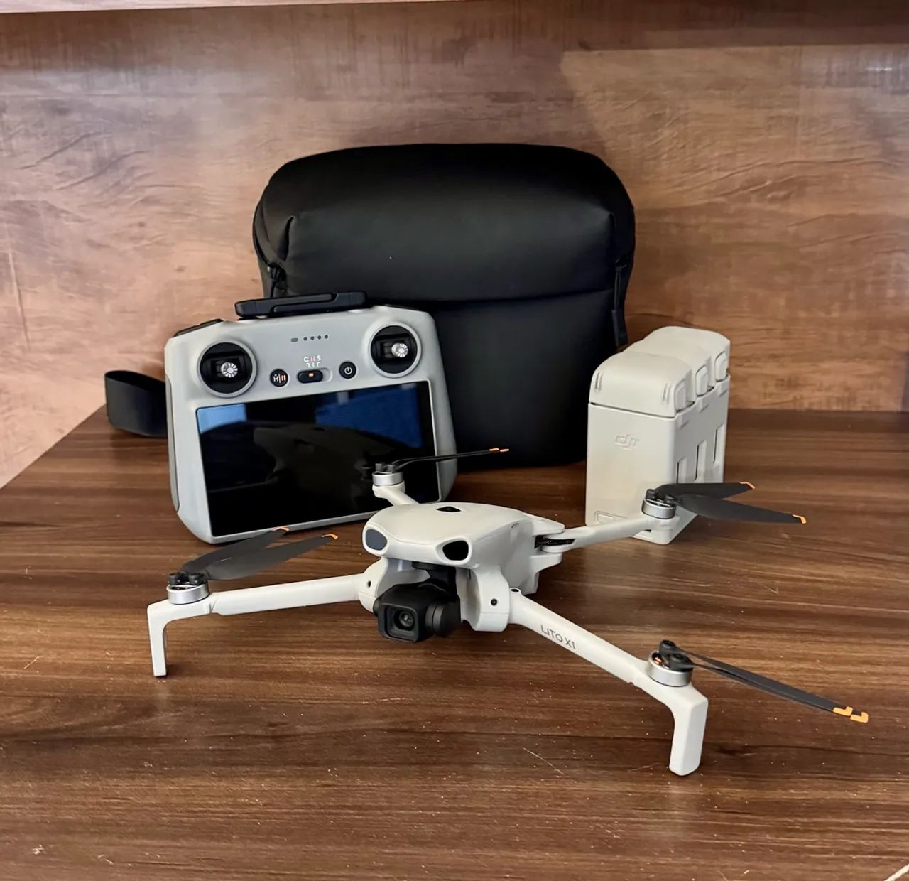 DJI Lito X1 Fly More Combo Controle C/ tela - Foto 4