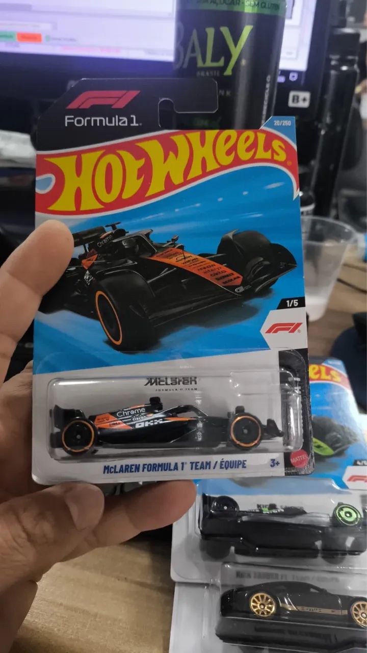 F1 MACLAREN HOT WHEELS
