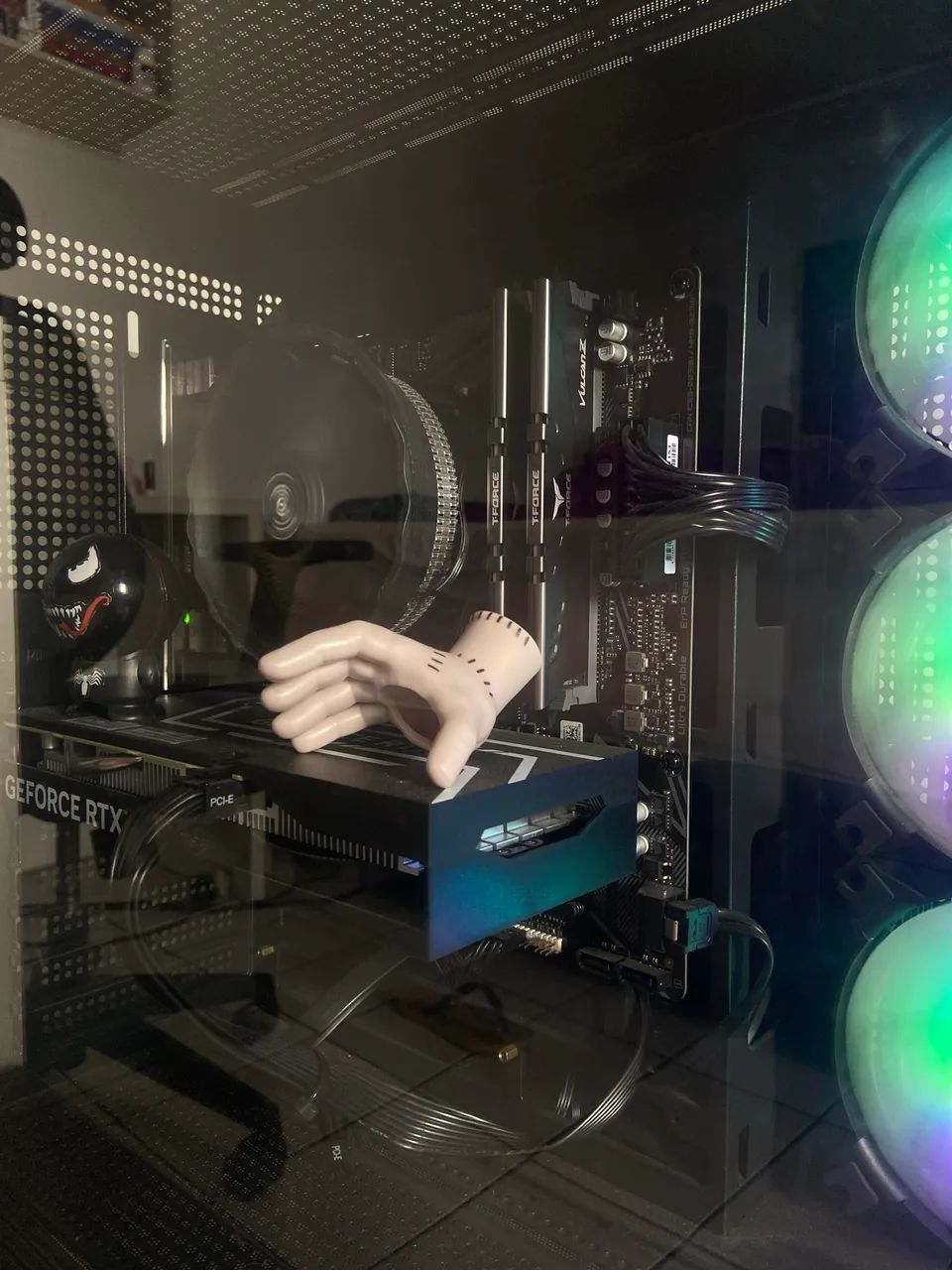 PC GAMER: RTX4060, RAZEN 5 5600x, 16GB DE RAM, SSD 512GB, B550M K. - Foto 2