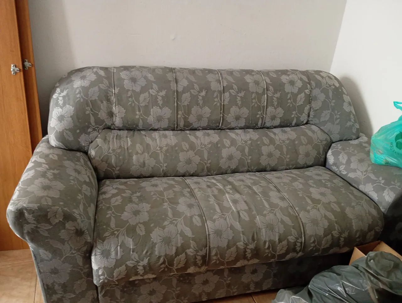 Conjunto de sofa com 2 e 3 lugares - Foto 4